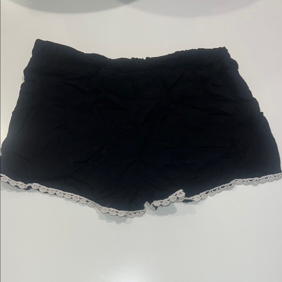 Pink Republic Black Shorts with White Lace Trim - Picture 3 of 3